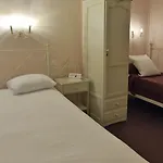 Hotel Grand Centre 3*