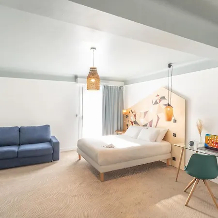 Ibis Styles Centre Hotel 3*