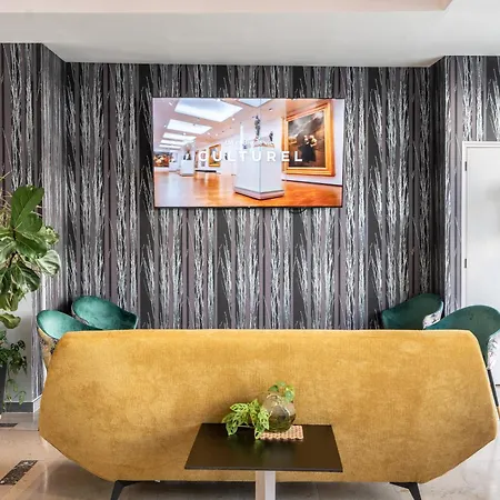 Grand Centre 3* نيورْ