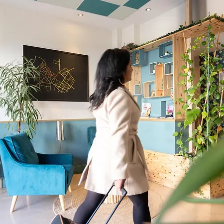 فندق Grand Centre