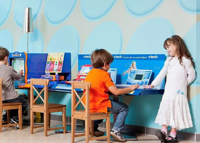 Grand Centre 니오르