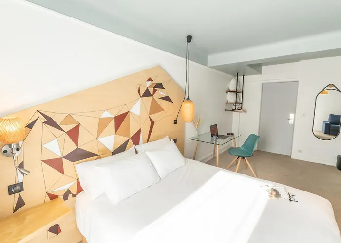 Grand Centre 호텔 3*