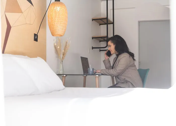 호텔 Grand Centre 3*