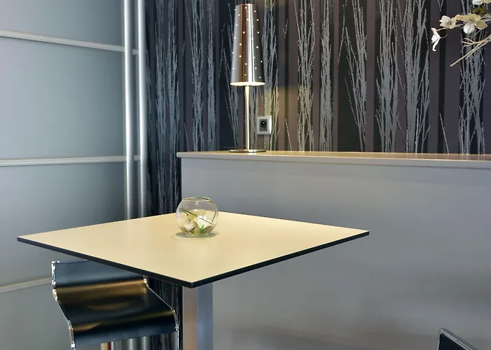 Grand Centre 호텔 3*