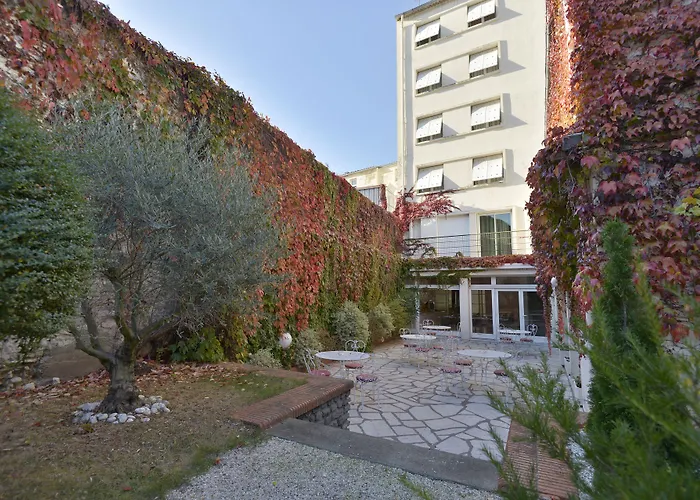 Grand Centre 3* 니오르